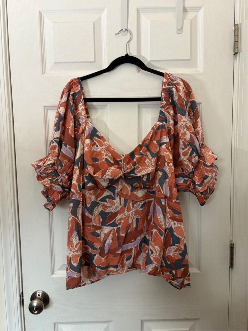 Nine West Rust Floral Puff Sleeve Peasant Top
